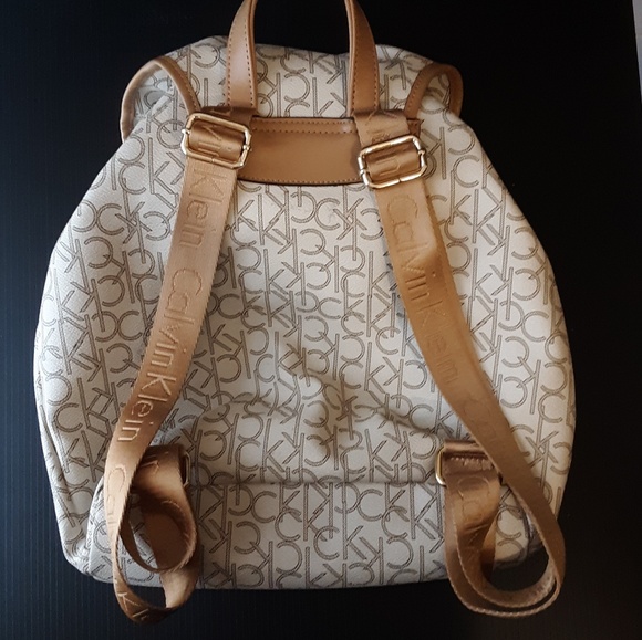 NWOT Calvin Klein backpack - Picture 8 of 8